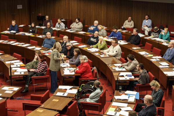 angeregte Diskussionen im Bremer Parlament