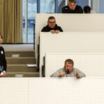 Mitwirkende auch auf der Tribüne