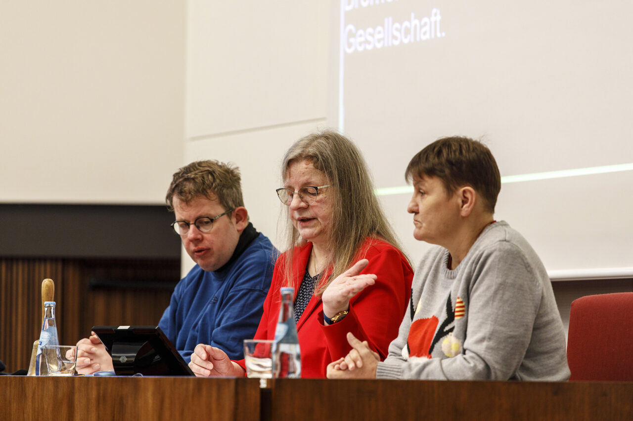 Das Präsidium des 30. Parlaments: Dominick meine, Rosemarie Kovac, Martina Dammaschke